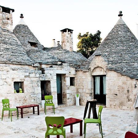Giardino Dei Trulli Aparthotel อัลเบโรเบลโล ภายนอก รูปภาพ